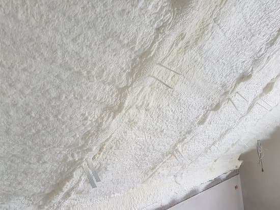 Read more about the article Izolacje pianką PUR